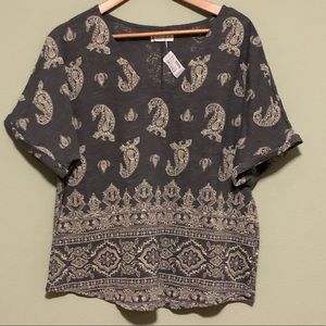 Maurices Paisley Top - Size Medium